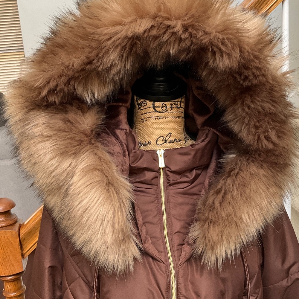 Susan Graver Brown Puffer Coat with Faux Fur Trim 2XL - Picture 5 of 12
